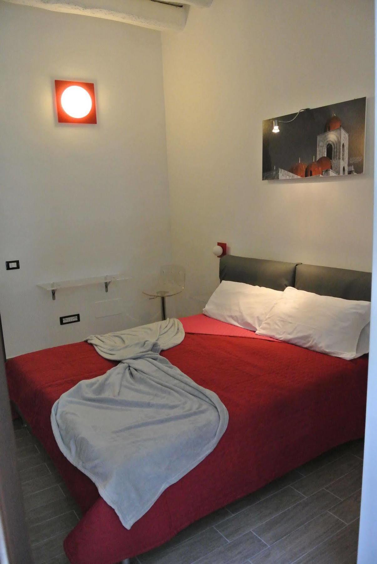 B&B Teatro Del Sole Palerme Extérieur photo